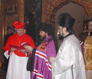 Arcebispo Hilarion (Alfeyev) com o arcebispo Kothgasser e arquidiácono Viktor Schilowsky